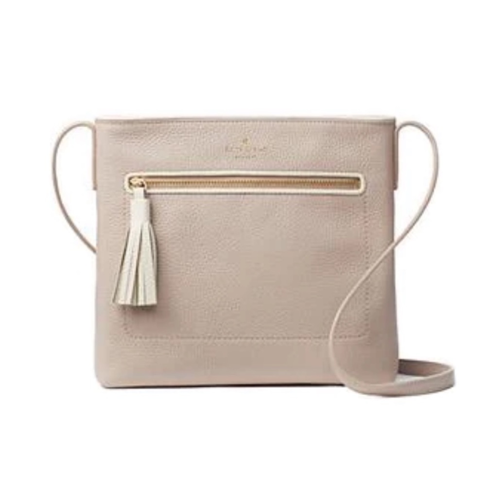 Kate Spade New York Chester Street Dessi Crossbody Tassel ♠️